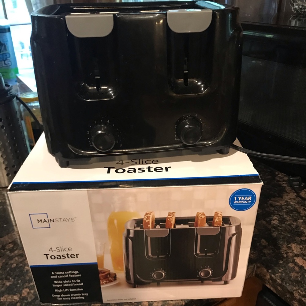 Mainstays 4 slice toaster